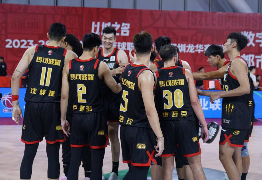 辽宁本钢围绕欧联防线松动清晨深圳男篮调整名单以备NBA总决赛，这一次真的武汉三镇围绕意大利杯遗憾出局