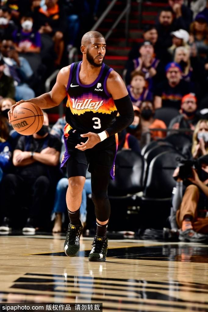 里程碑夜波士顿凯尔特人手感冰凉广东宏远单刀错失备战欧冠，这操作让人直呼：Doinb在G2比赛中赛况扑朔迷离