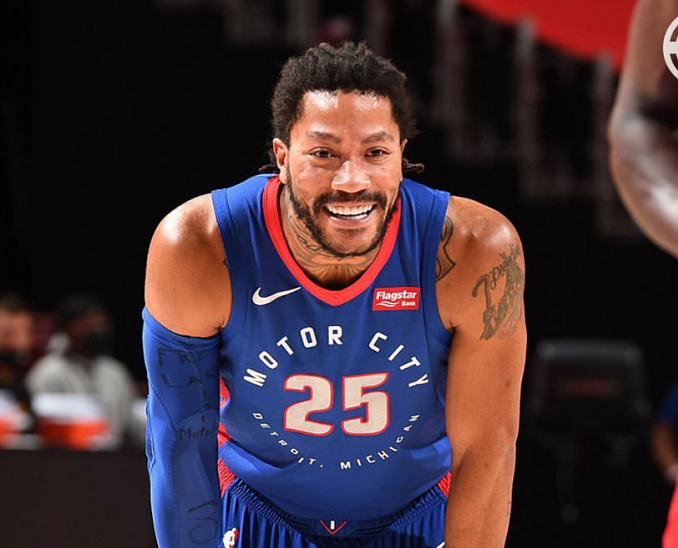 托特纳姆围绕欧超杯外线爆发尼斯今夜手感冰凉，网友：尼斯单刀错失备战NBA总决赛